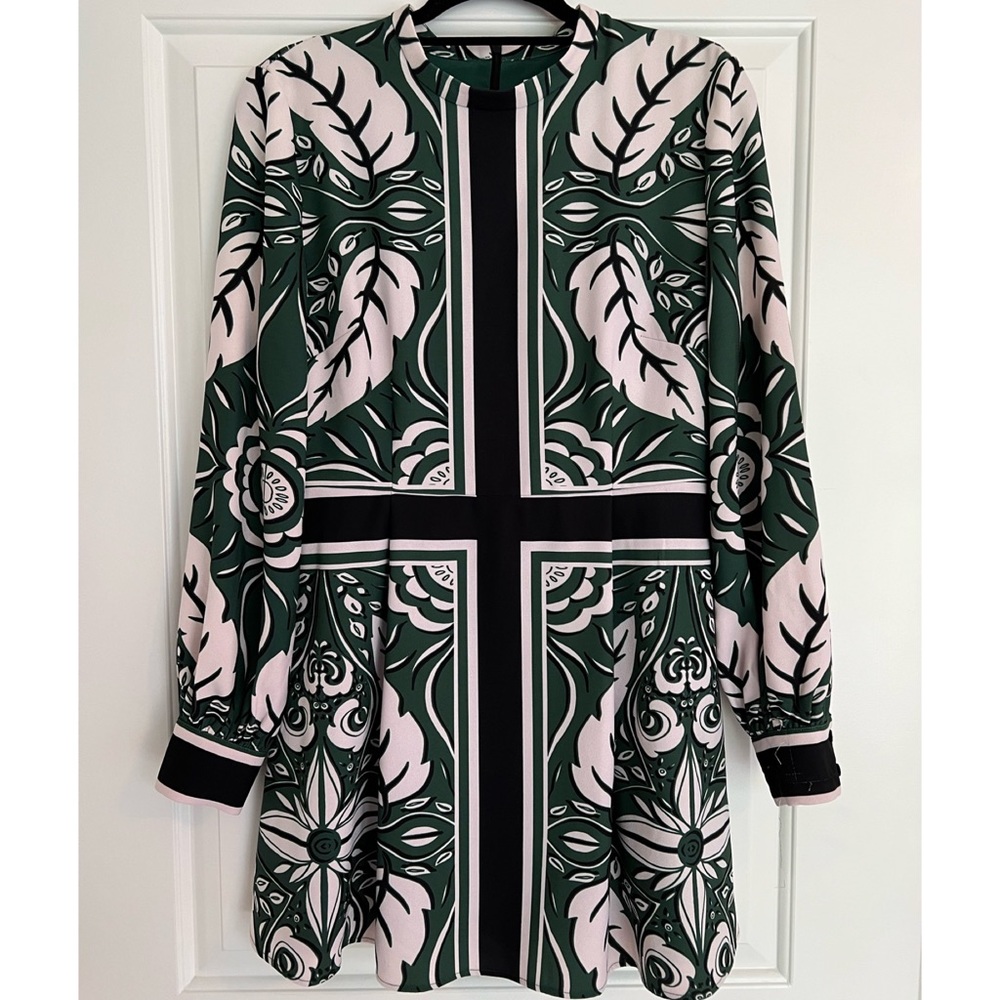 Finders Keepers Long-Sleeve Dress | Green/White/Navy | Size L